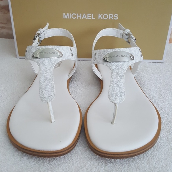 New Michael Kors MK Plate Thong Sandals - Picture 2 of 6